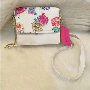 NWT Betsey Johnson floral design crossbody